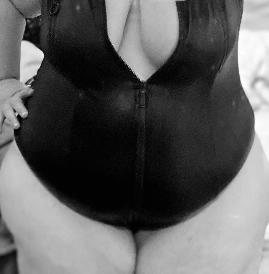 Thick Thursday can that be a thing?!  BBWs need love too 🤭💋