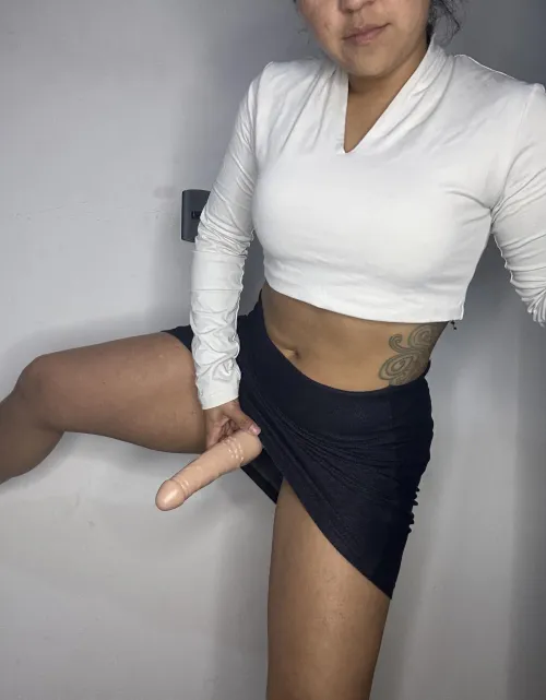 Would you give me your ass on our first date, Right