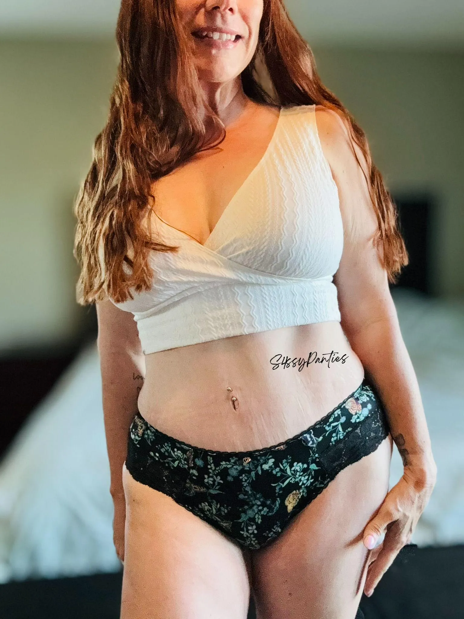 I'd like to share my dirty panties with you. Always newbie, kink and fet friendly. I’m Sass. I’m the very sassy, playful, quick witted, redheaded, 47 year old MILF next door. $35