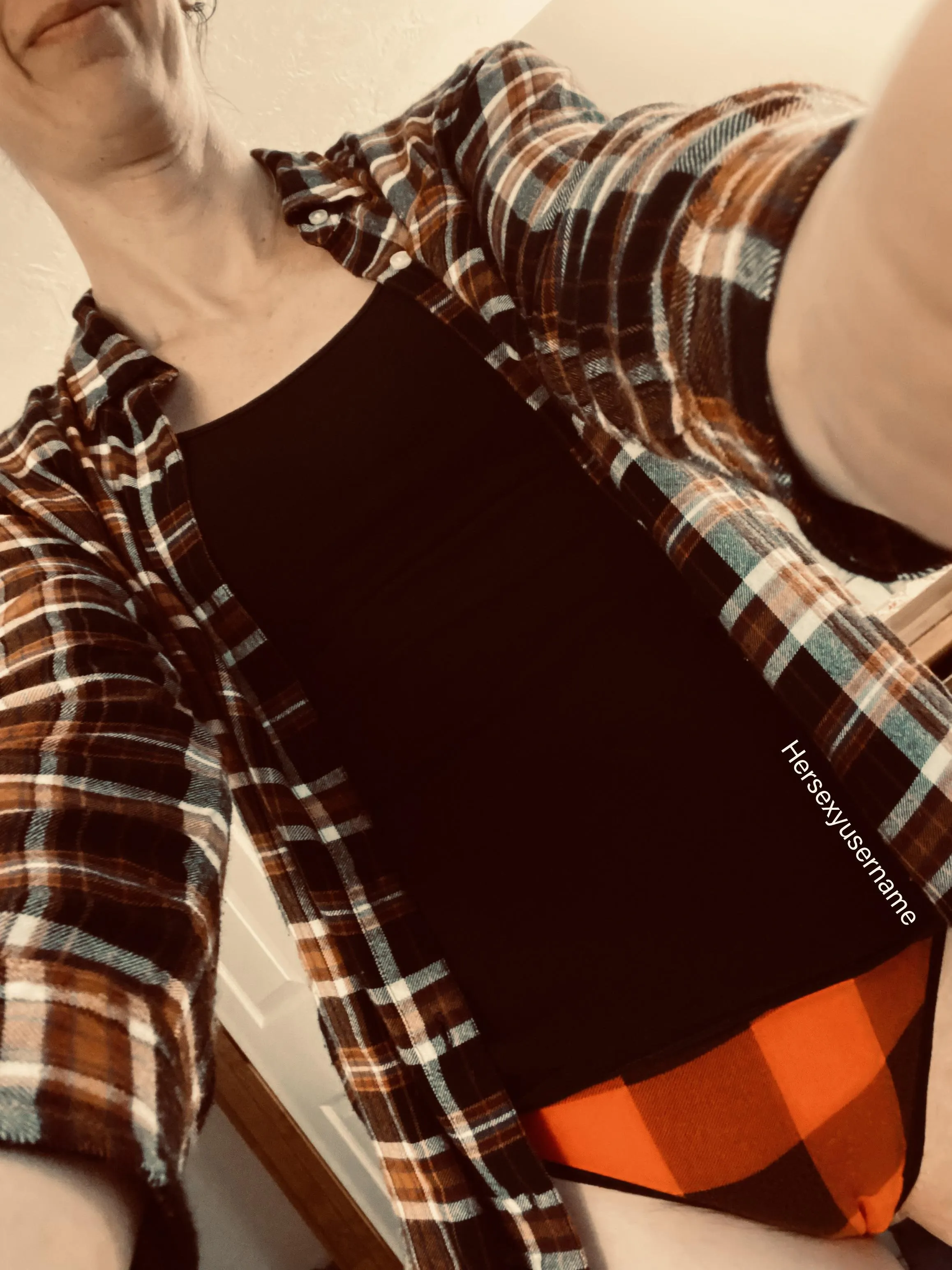 Mixing my plaids today 👀