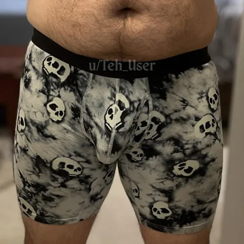 Spooky skulls for spoopy season