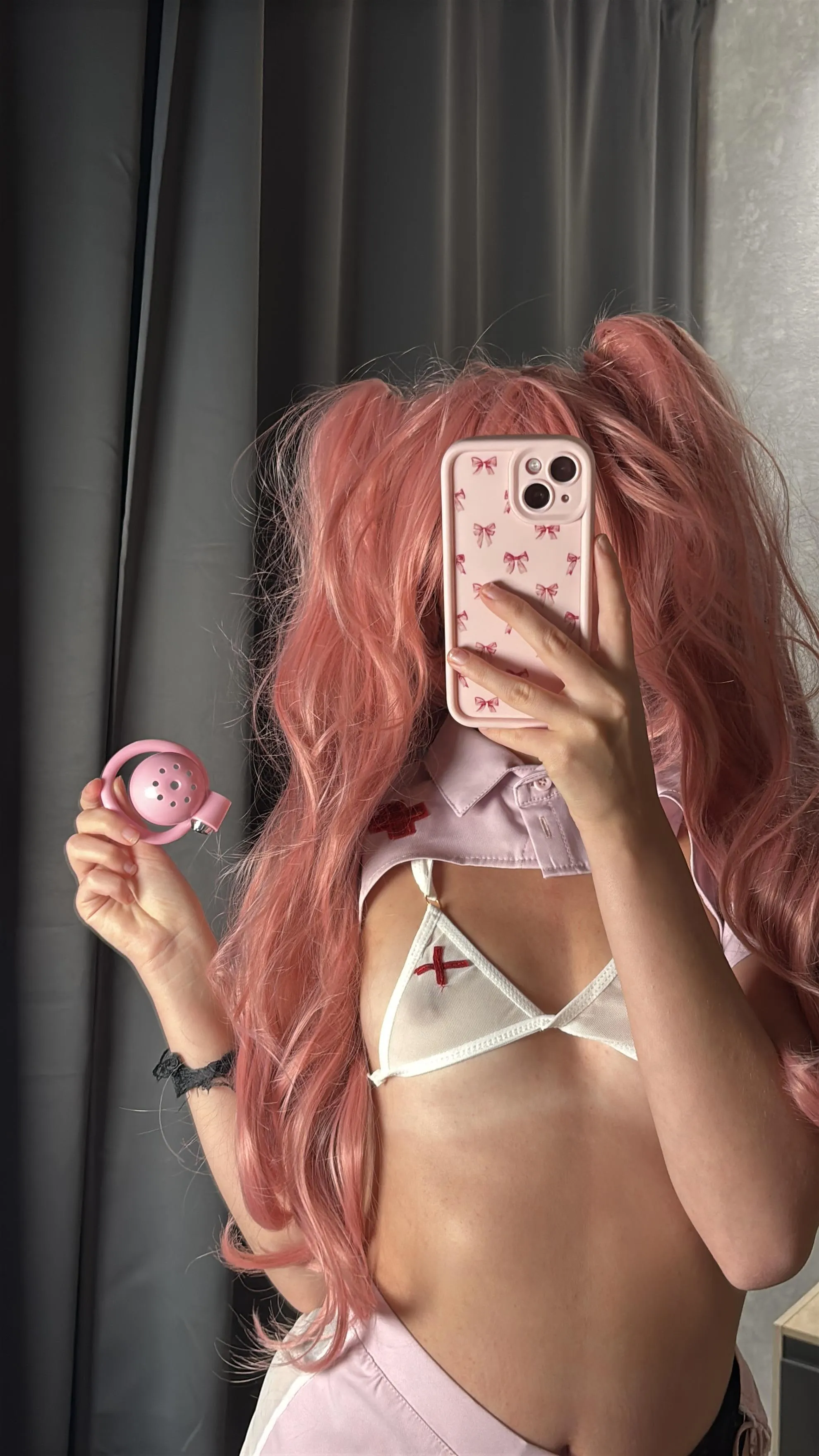 This tiny cage is for your tiny shrimp! 🤭