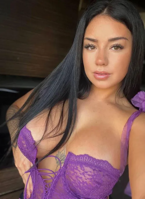 gentle chaos, subtle pull