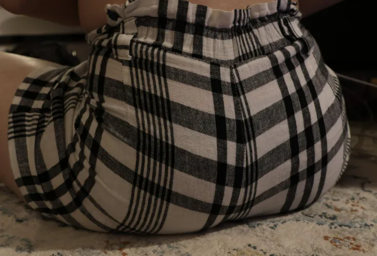 How do you feel about butt pics ?