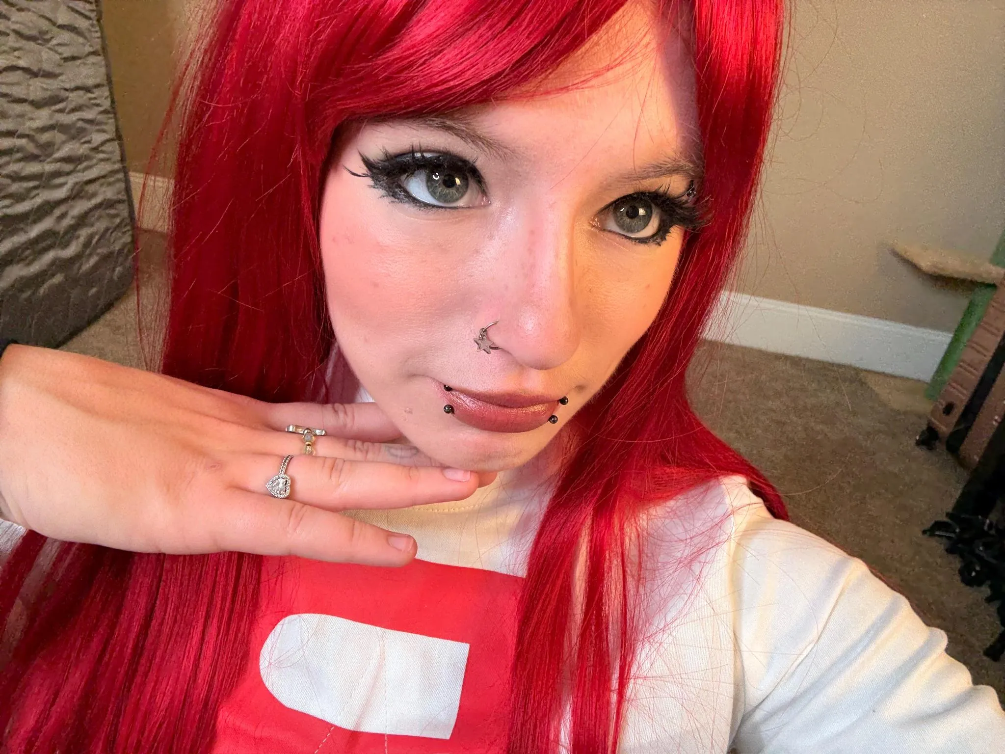 is there a possibilty for u to get attracted to a goth girl?