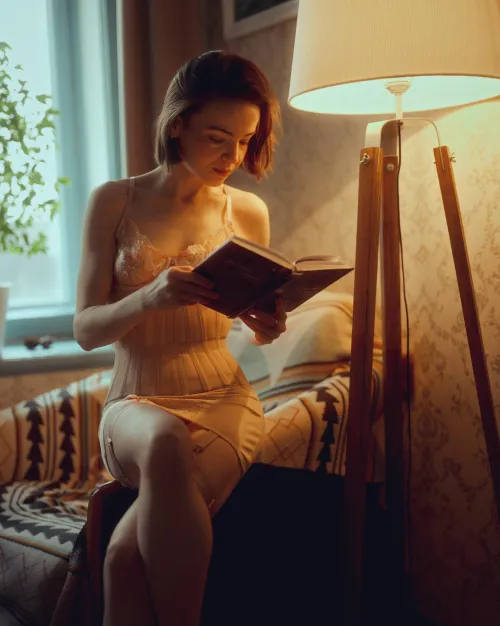 Dasha [Fujifilm GFX 100s GF 45mm f/4 ISO 500 1/160s]