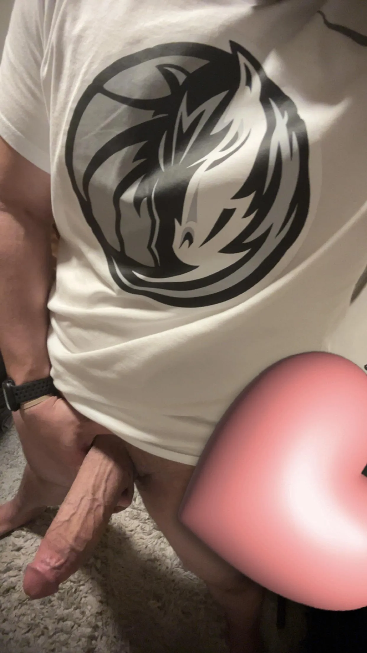 repping the mavericks since I have a horse cock I’ve been told