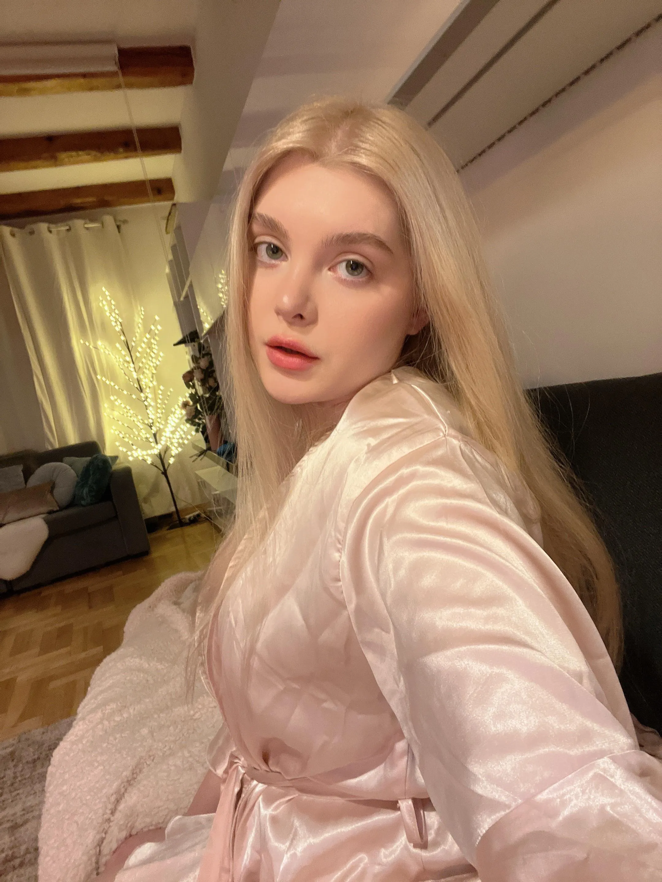 How are you doing? I had a few busy days making Christmas content for you with a beautiful girl 😊 Can’t wait to show it 💗