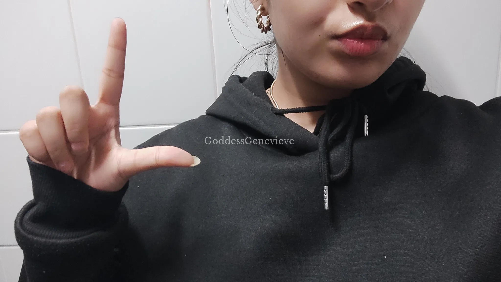 Brown Brat wants all your Money