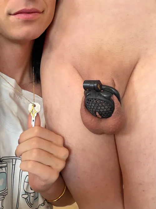 Femboys can be keyholders too ~