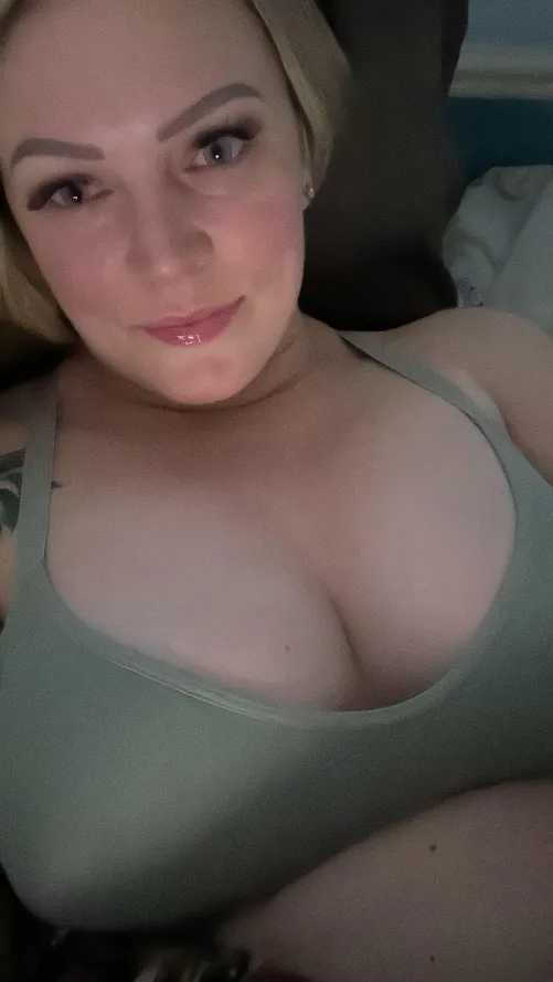 Can I make you hard so you can cum for me