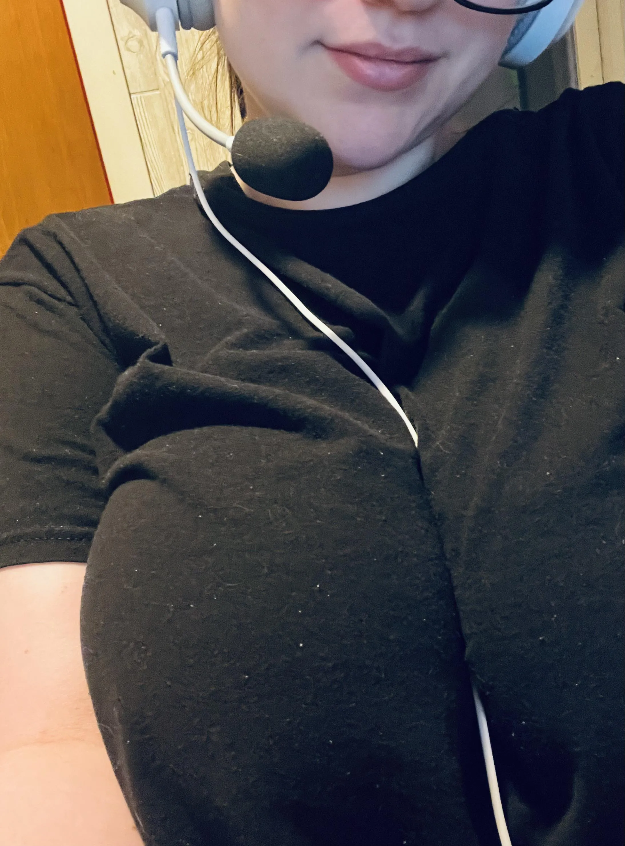 Can’t hide while gaming ;)