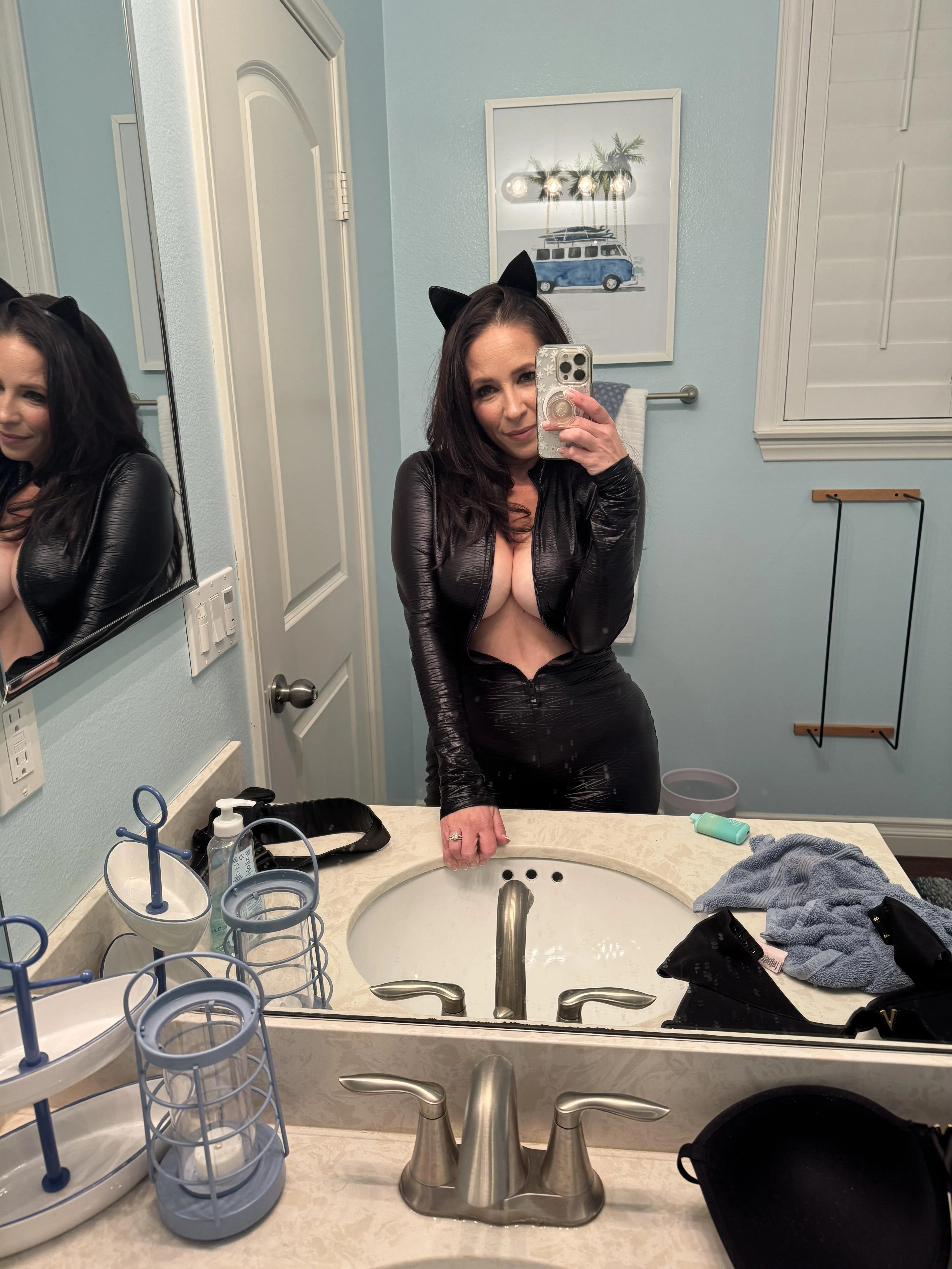 I forgot to show you all my Halloween costume this year. Sorry it’s late!