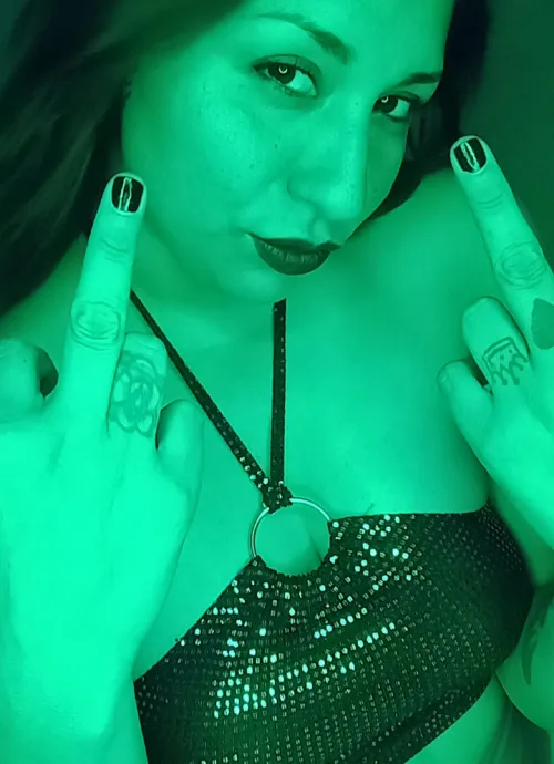 I have extra-long fingers, so you'll never forget your place.