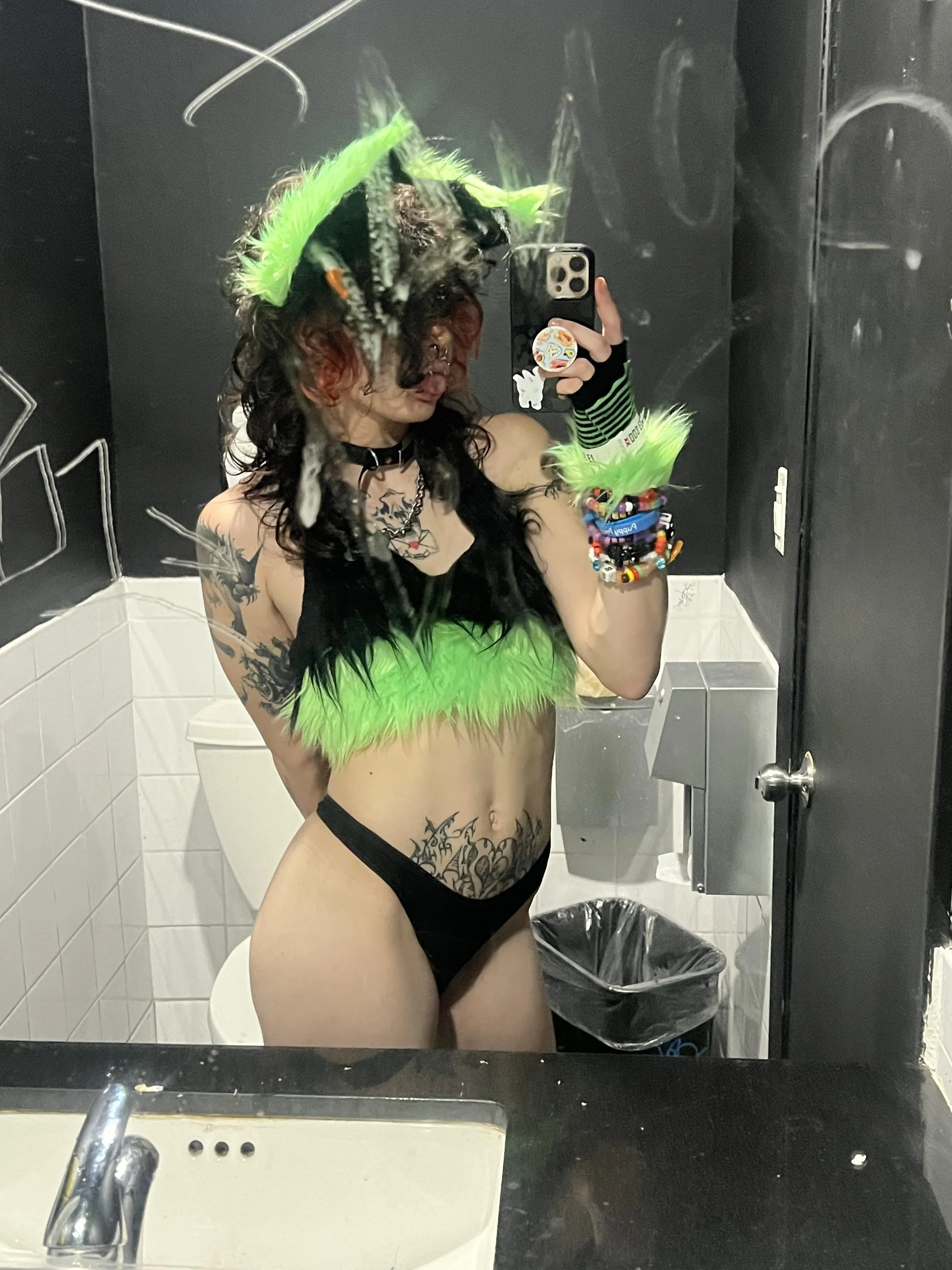 kitty raver femboy?