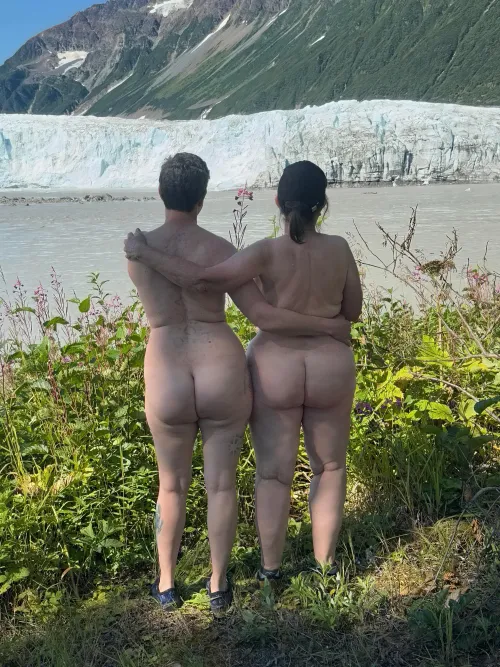 Nature is best enjoyed with friends 🙌🫠