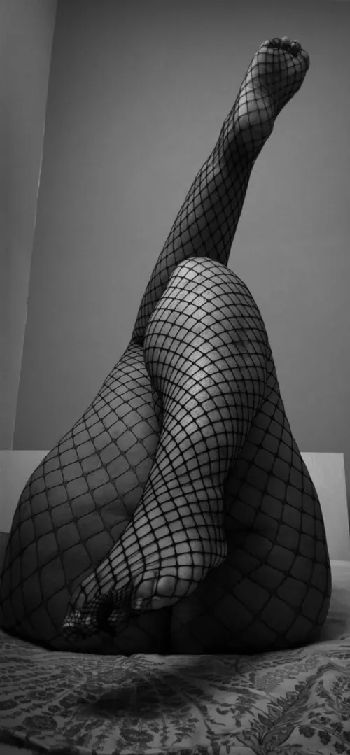 One without heels[F]