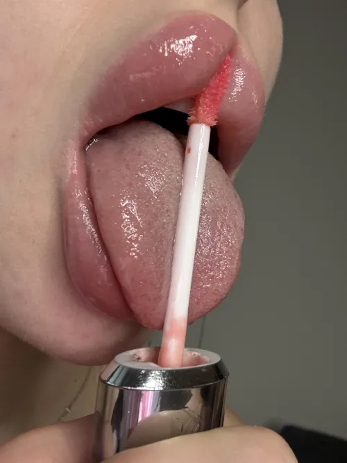 swap my lolipop with your big dick?