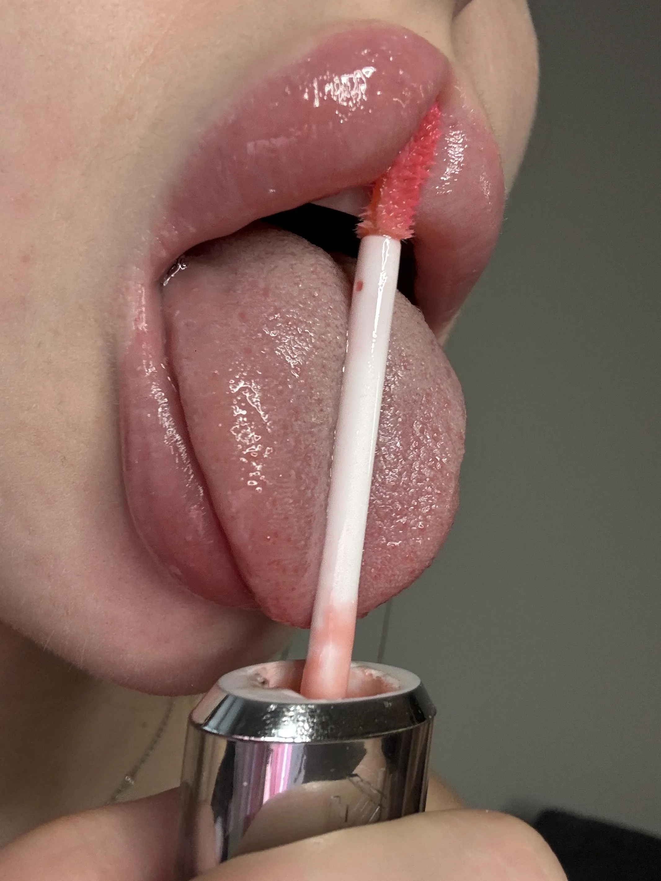 swap my lolipop with your big dick?