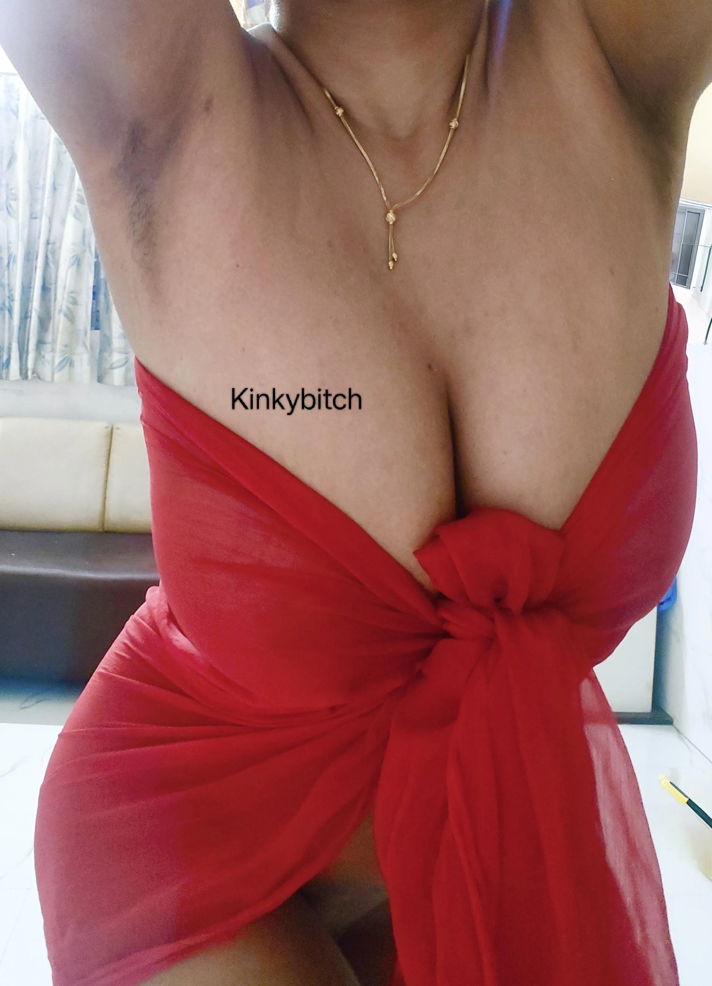 Up for late night fun boys 😉👅