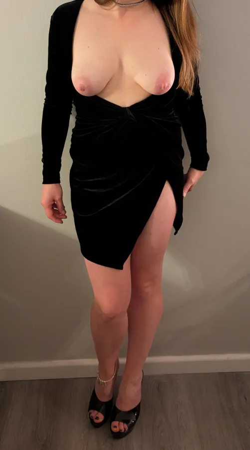 I know you older guys would appreciate a classy outfit like this