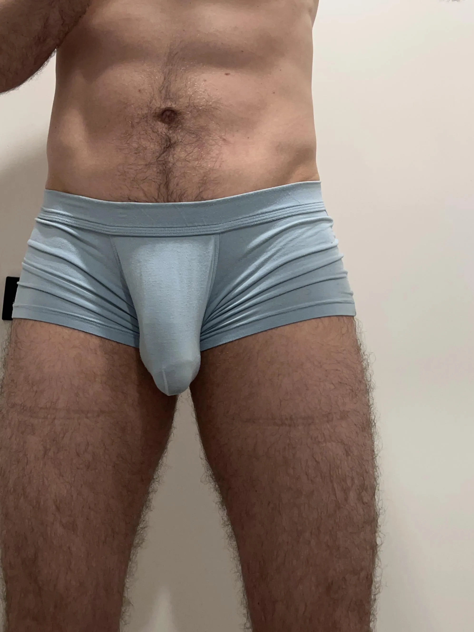 23 straight - fat bulge
