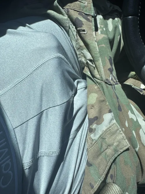 (30) Straight Hard to hide.