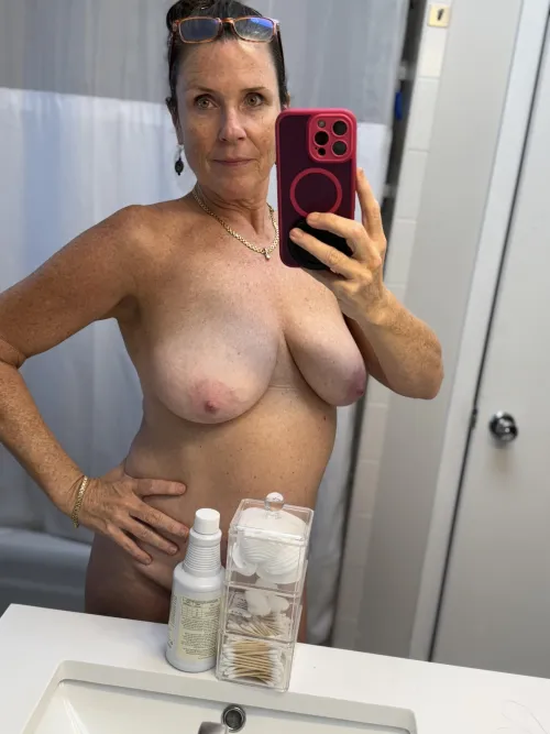 52yo and starting over… do I still give “worth a look” energy or not...