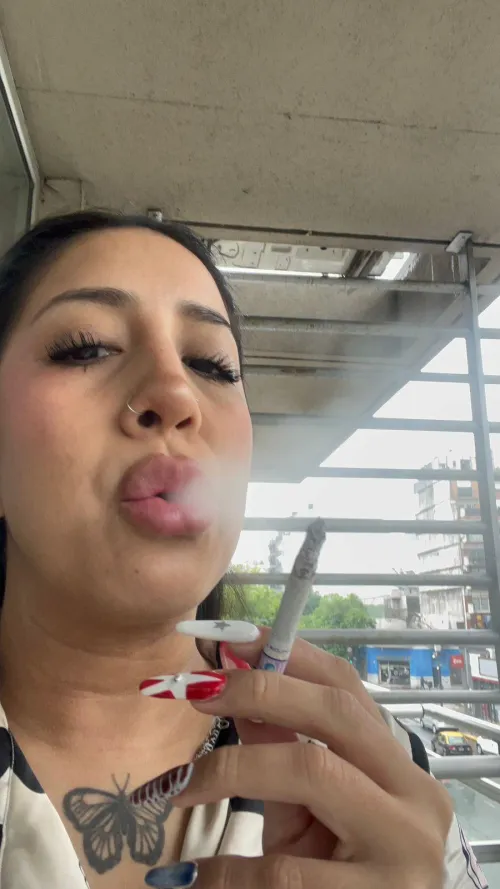 All i wanna do is smoke with u