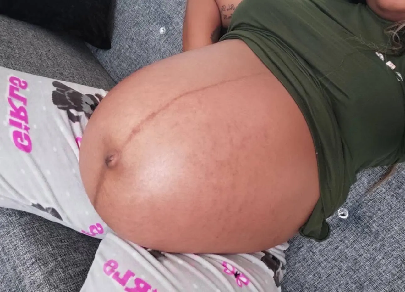 Do you like my belly? Telegram: @greicyli