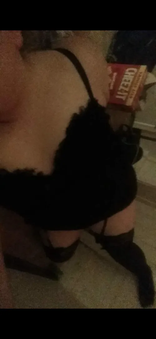 27 F4A Which snack are you choosing?