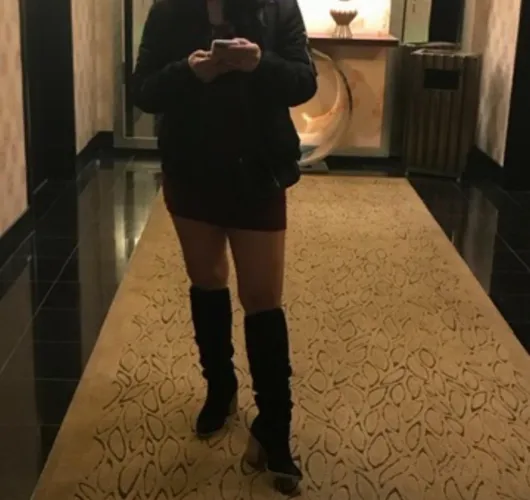 30’s [MF4M] Honolulu looking for hung