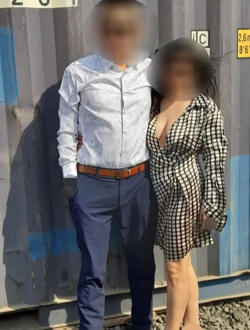 Couple (c) in SOBO seeking couple and singles for cunnilingus.