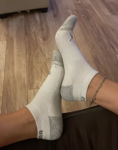 The scent of these socks will be hard for you to resist 💜 [Selling][US]
