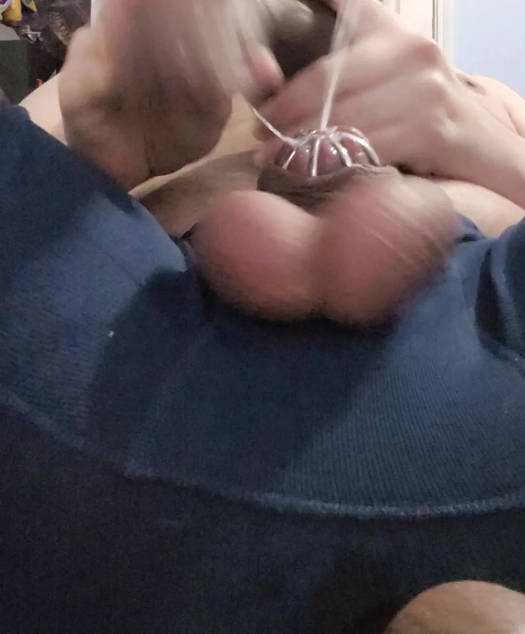 To any abusive men who want to see how I squirt a load in my cage from busting my balls, demand the video in my DMs.