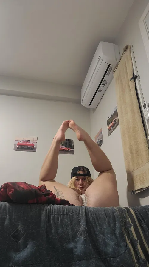 Bend my hairy body backwards