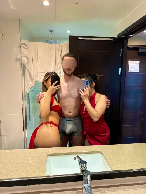 Have you tested the theory “Asian girls have the Tightest Pussy’s”He’s about to Test it FR