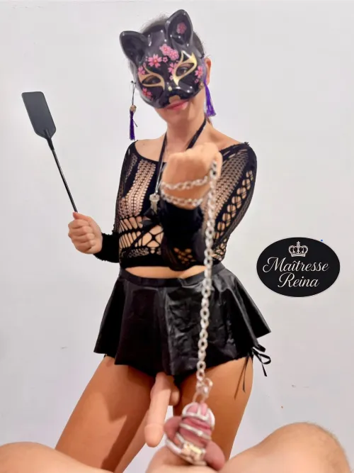 Let’s go for a walk? 🔐😈