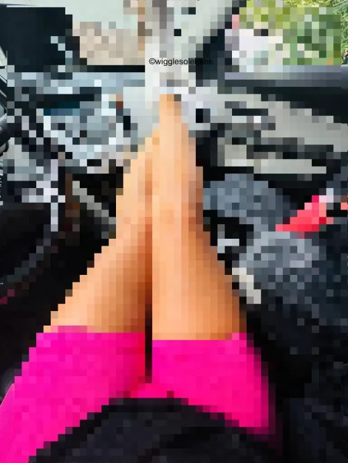 Pixels because you don’t deserve anything else BETA 😈