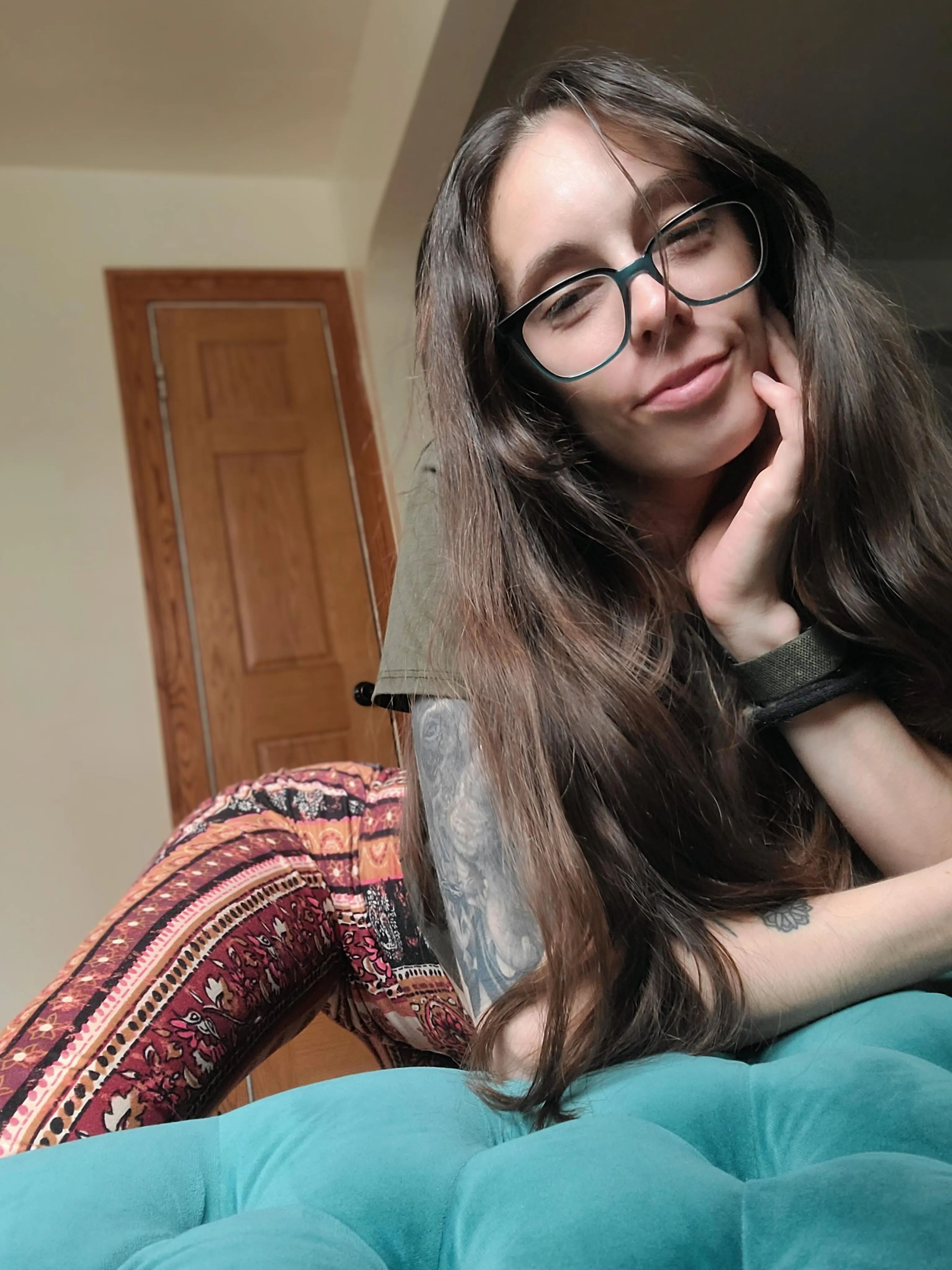 Big glasses and the sweetest smile