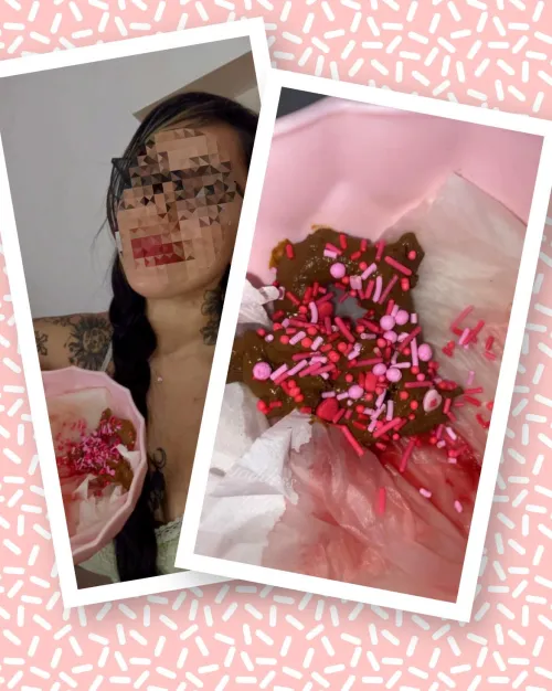 Do you want to try my sweet treats? 🧁🍬