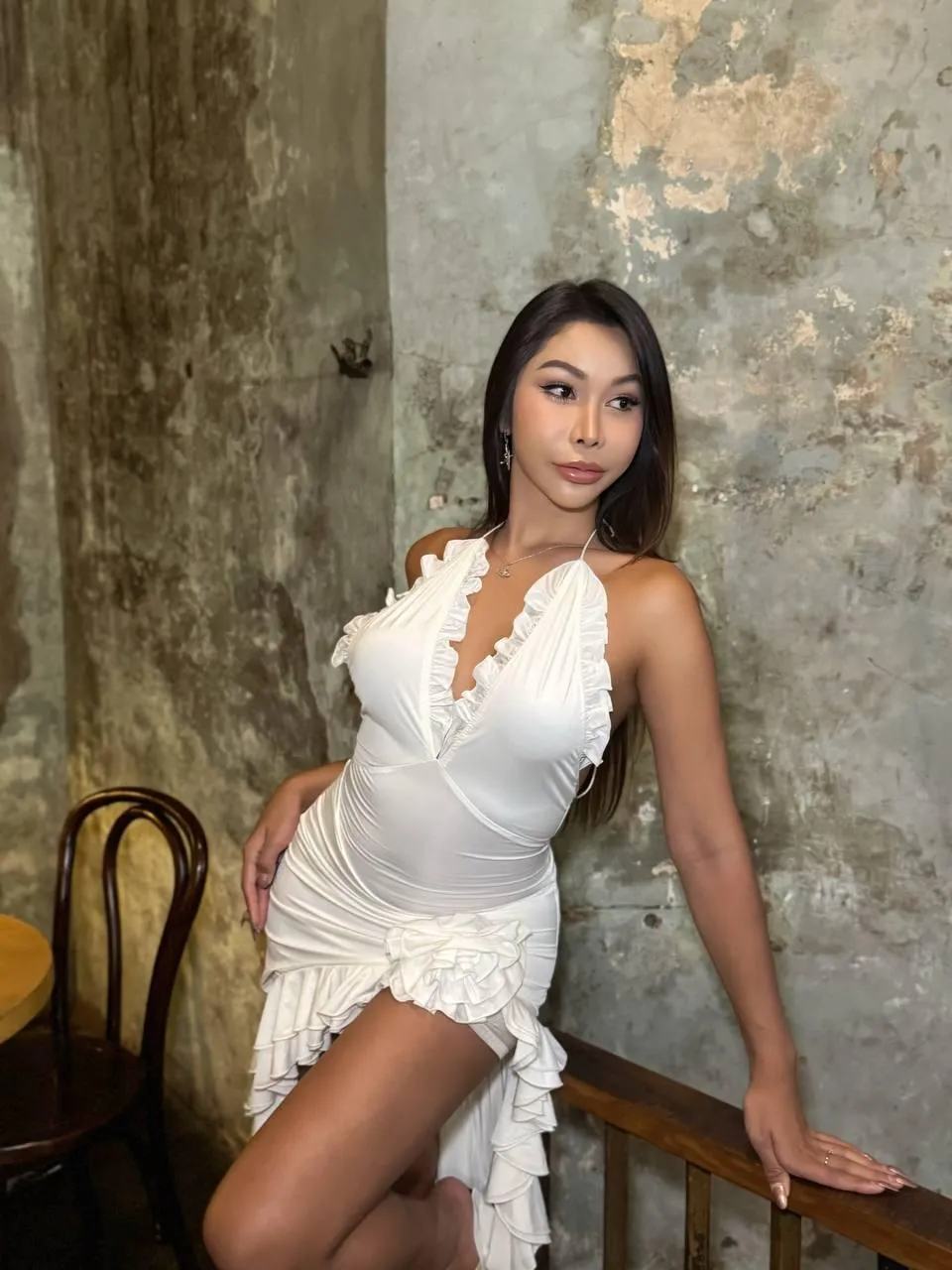 Who wants to become a femboys fuck toy