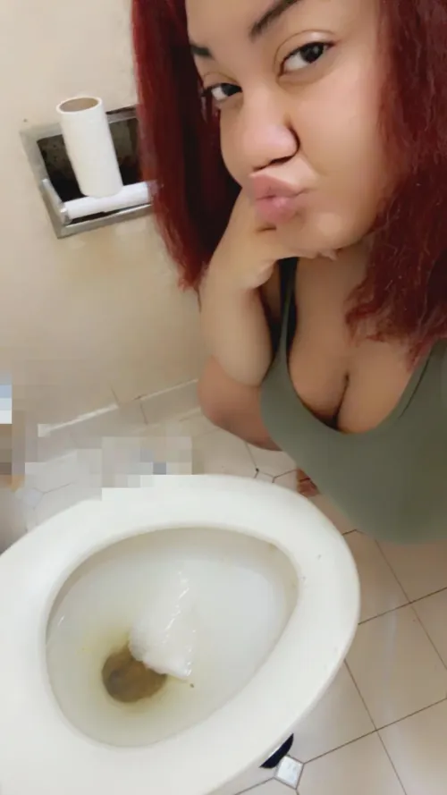 F today new scat and Dropbox available 💩 dm me 💩