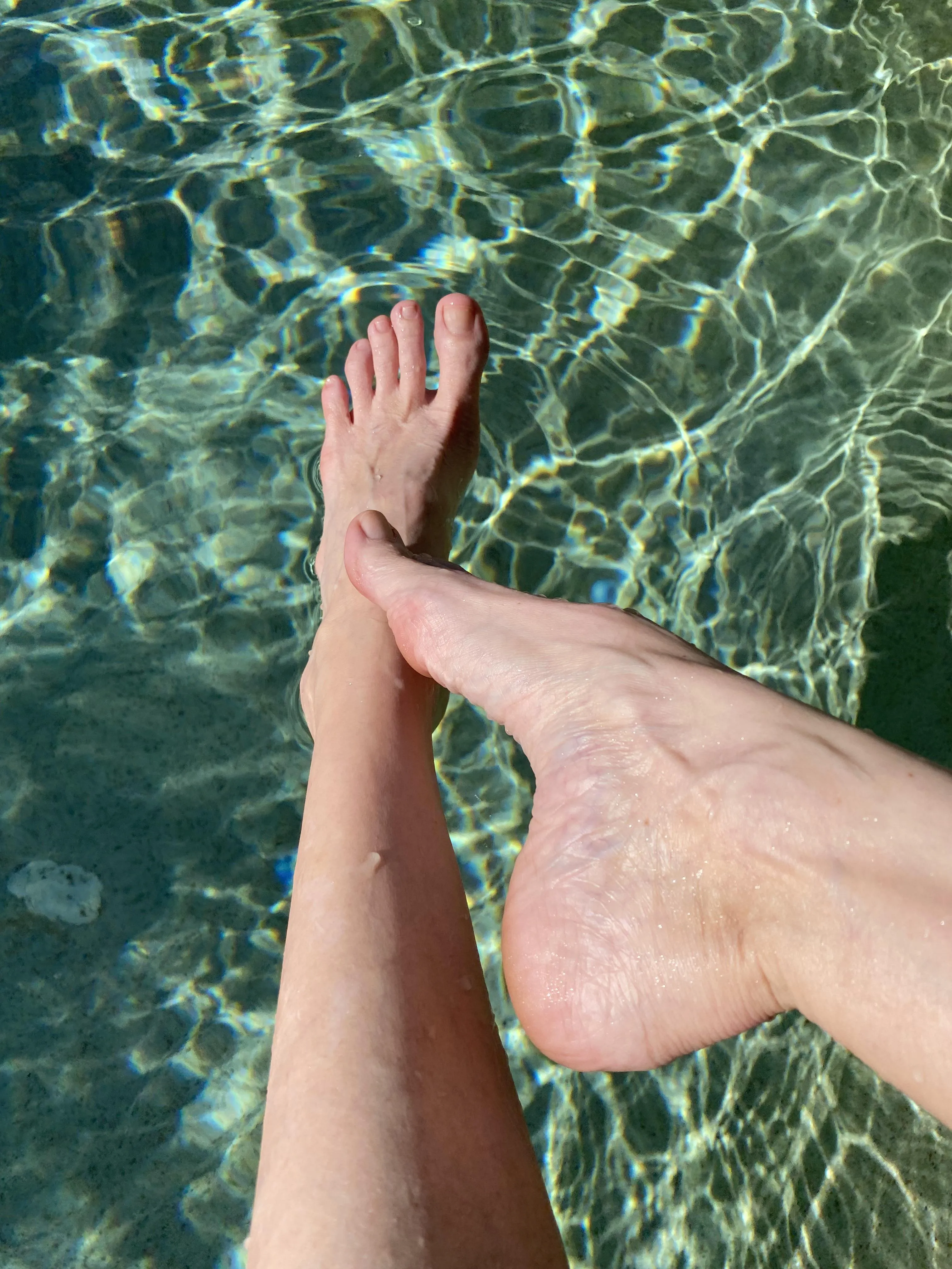 Poolside High Arches