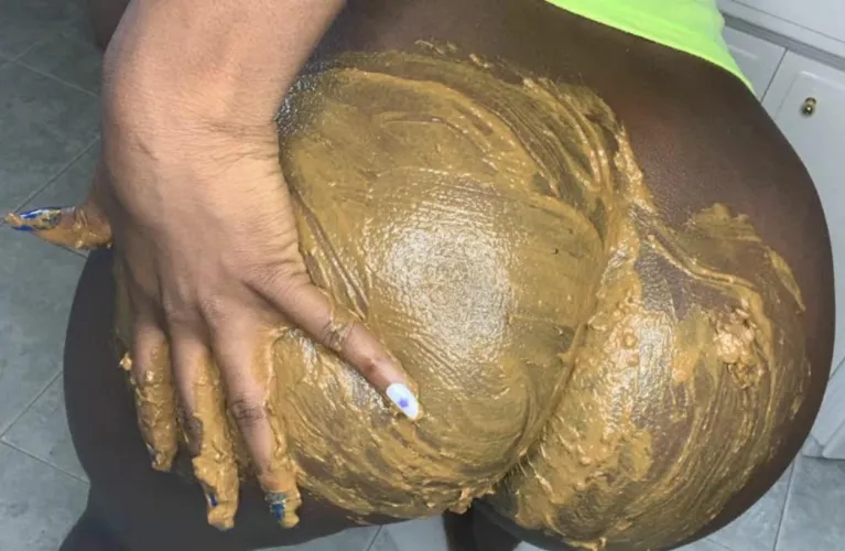 Smells delicious too 🫦💦🤤