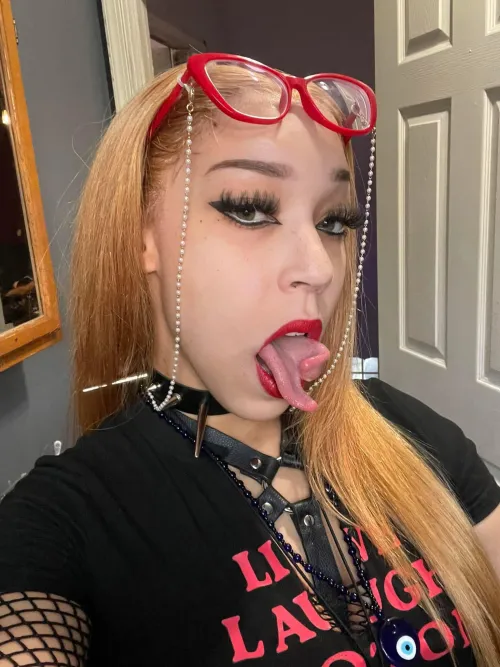 Which mood am I giving—angel or menace? 💫