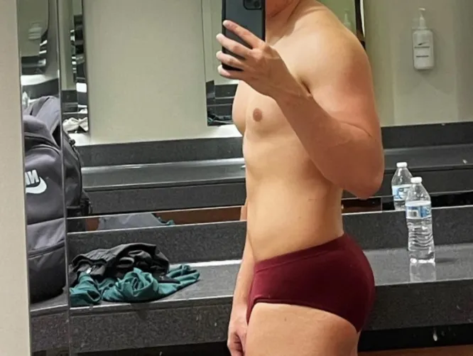 31yo looking for gay pranks