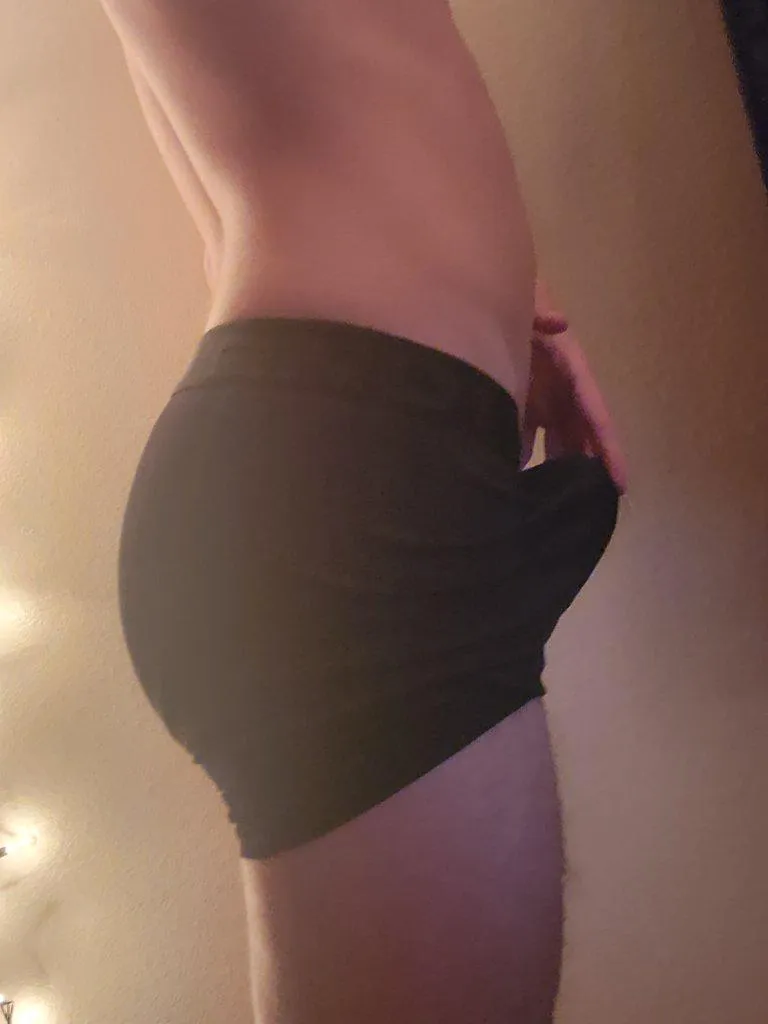 M18 bottom in Salem, am I fuckable? And would you dominate me?