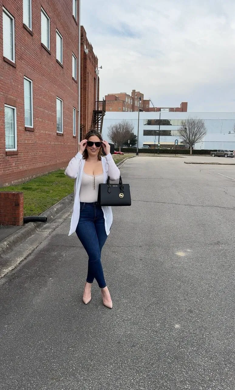 I swear these jeans gasp every time I pull them up