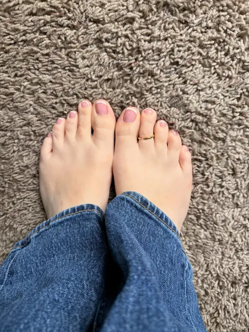 My pretty toes ☺️